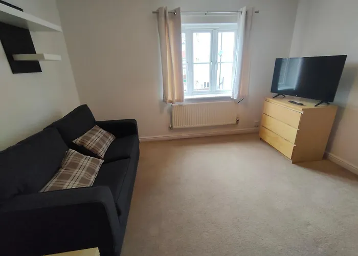 Landau House * Бристоль